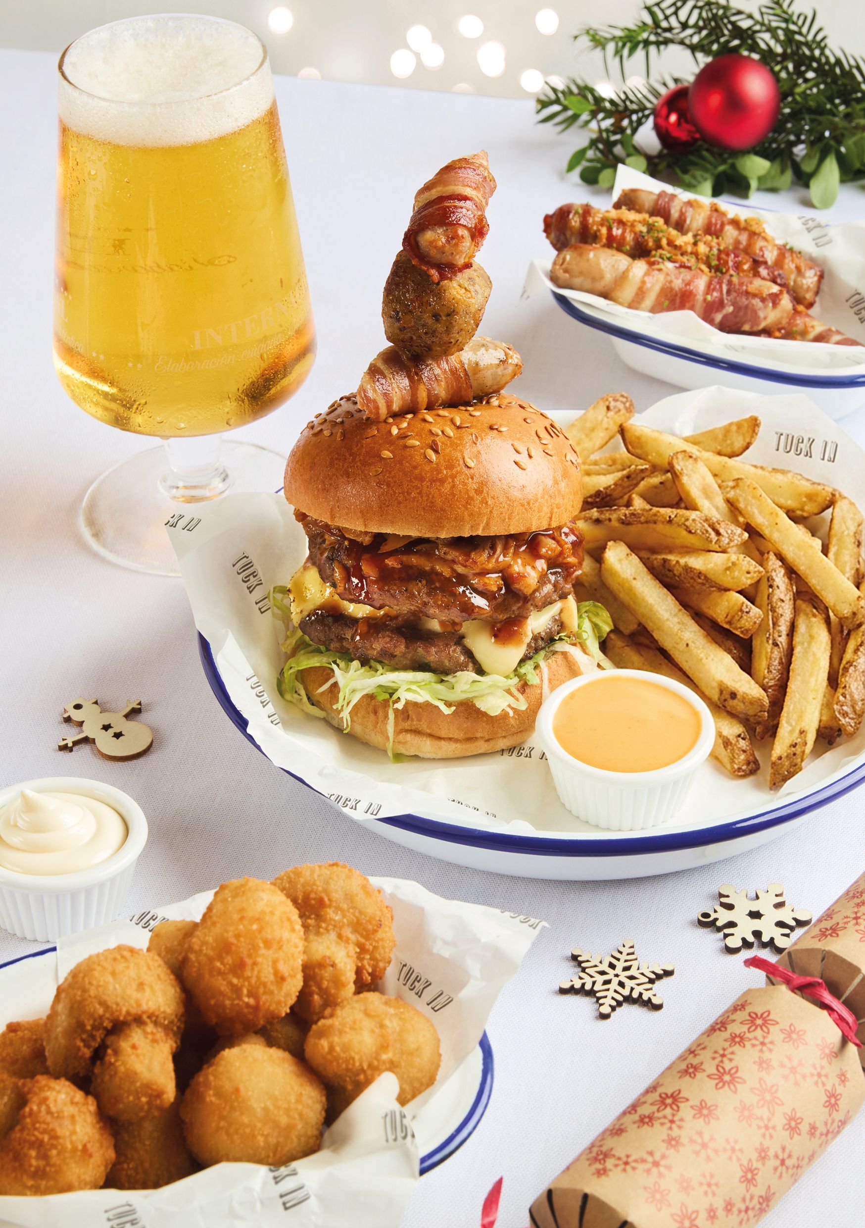 Festive Lunch & Dinner at The Kingsbridge in Bourton on the Water